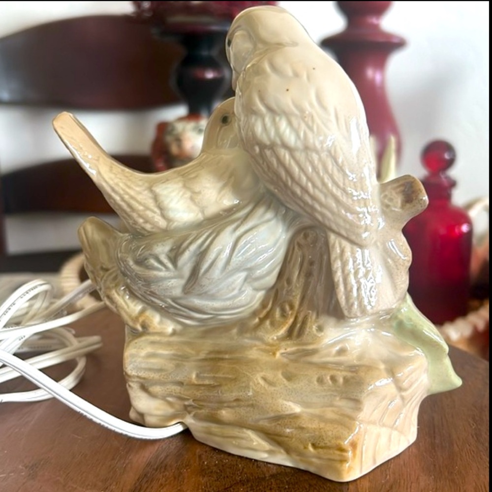 Vintage Lamp Porcelain Love Birds Figurine Nightlight Lamp Nursery - Picture 6 of 16